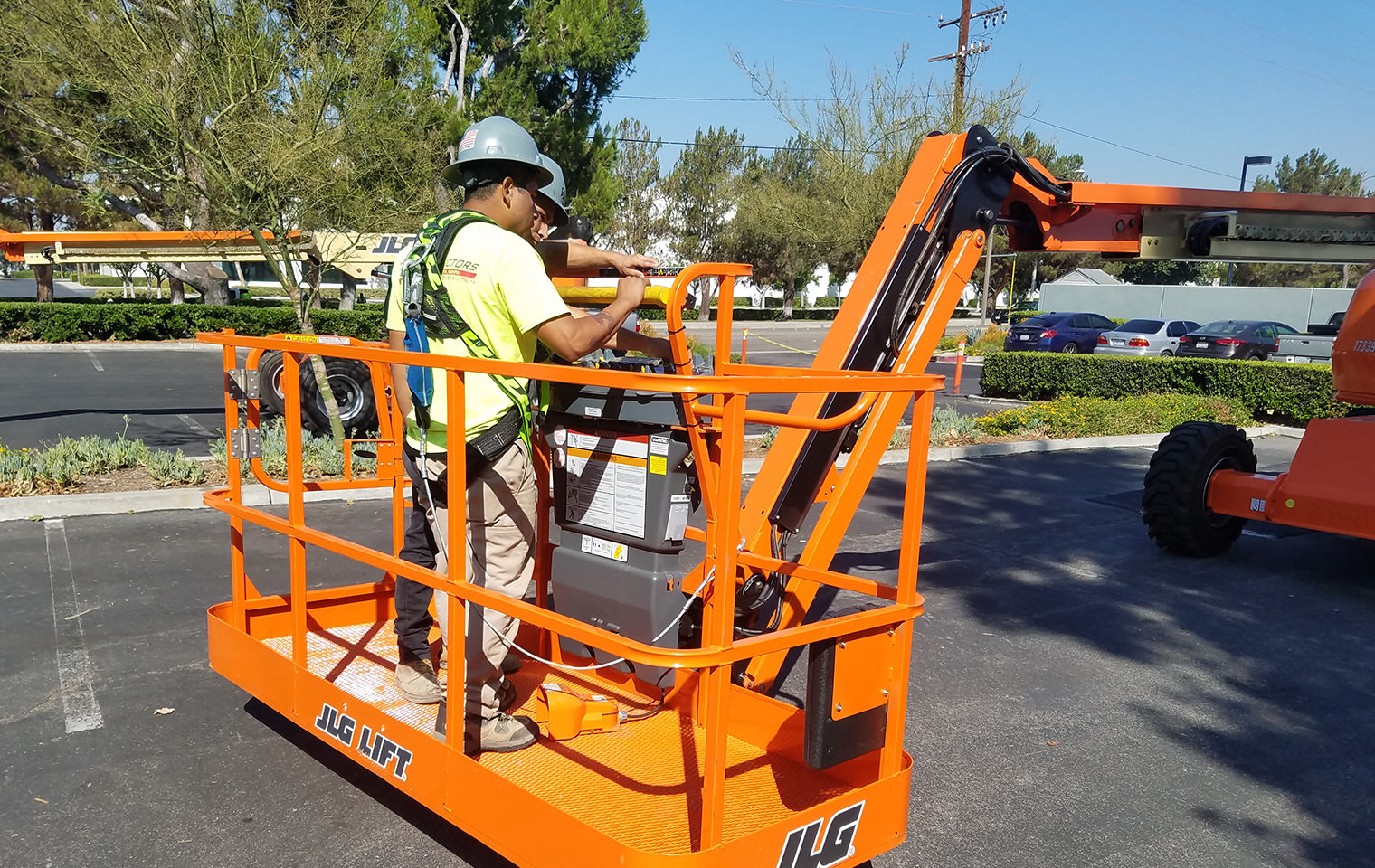 Mobile Elevated Work Platforms (MEWPs) – Blended (In-Person)